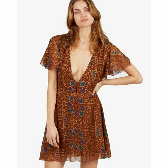 Cleobella Dresses & Skirts - Cleobella Fado Boutique Plunge Dress